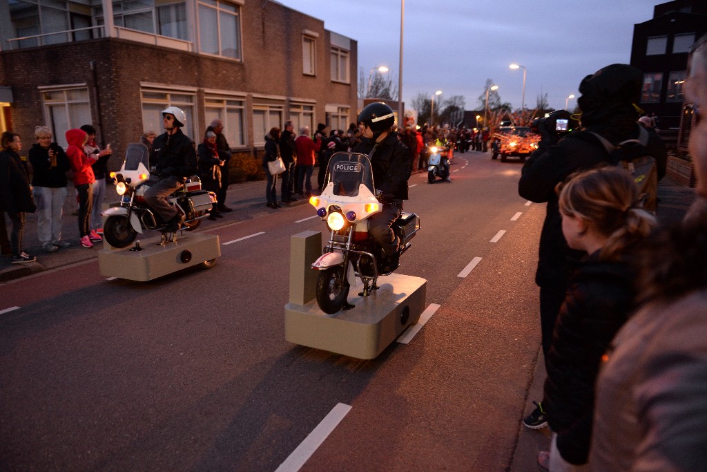 ../Images/Bloemencorso Noordwijkerhout 131.jpg